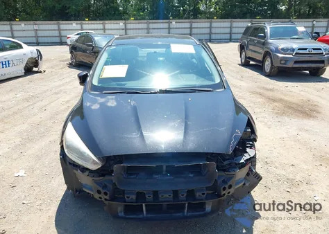 2015 Ford Focus Se z USA, uszkodzony, nr VIN 1FADP3F20FL313697